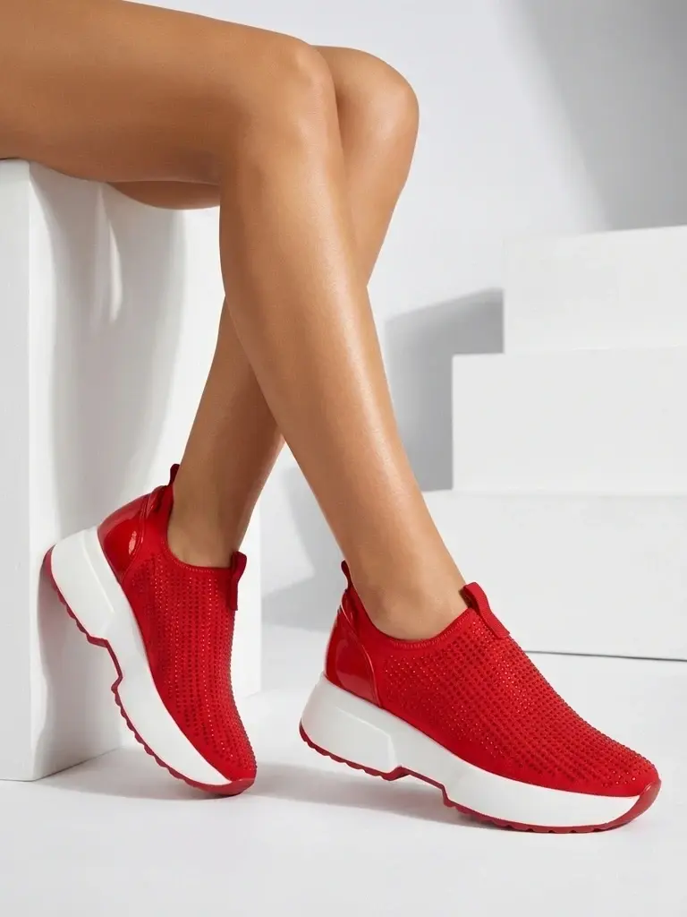 Dámské tenisky s krytým klínem