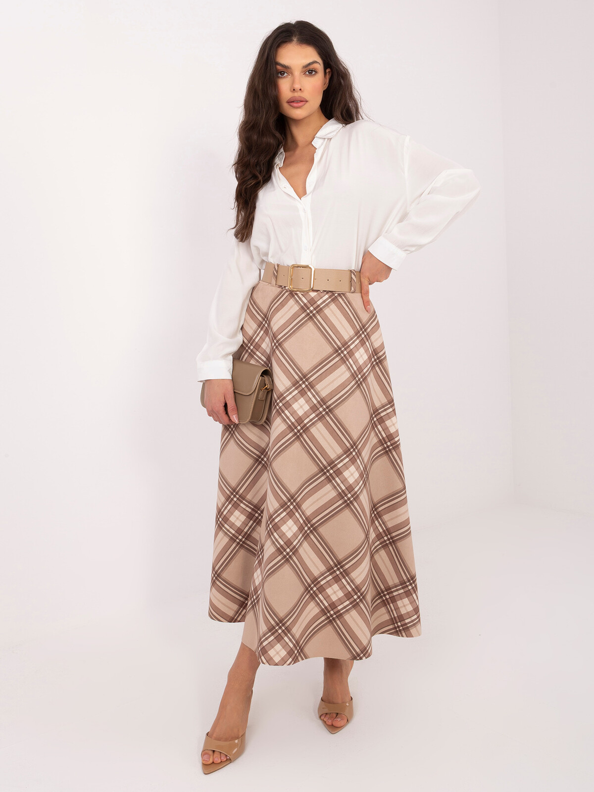 Běžová elegantní pouzdrová sukně