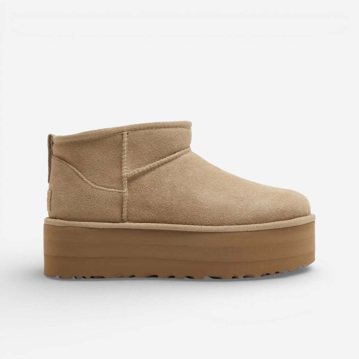 UGG  Classic Ultra Mini Platform 1135092-SAN  Bílá