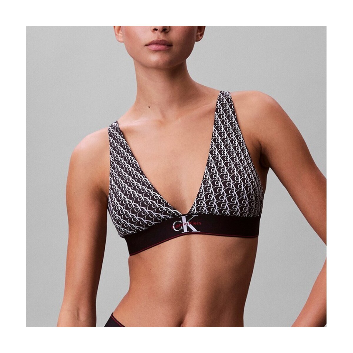 Calvin Klein Jeans  LV00QF8703  Černá