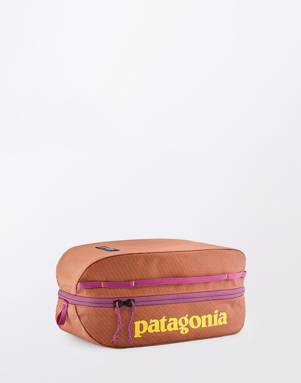 Patagonia Black Hole Cube 6L Peach Sherbet
