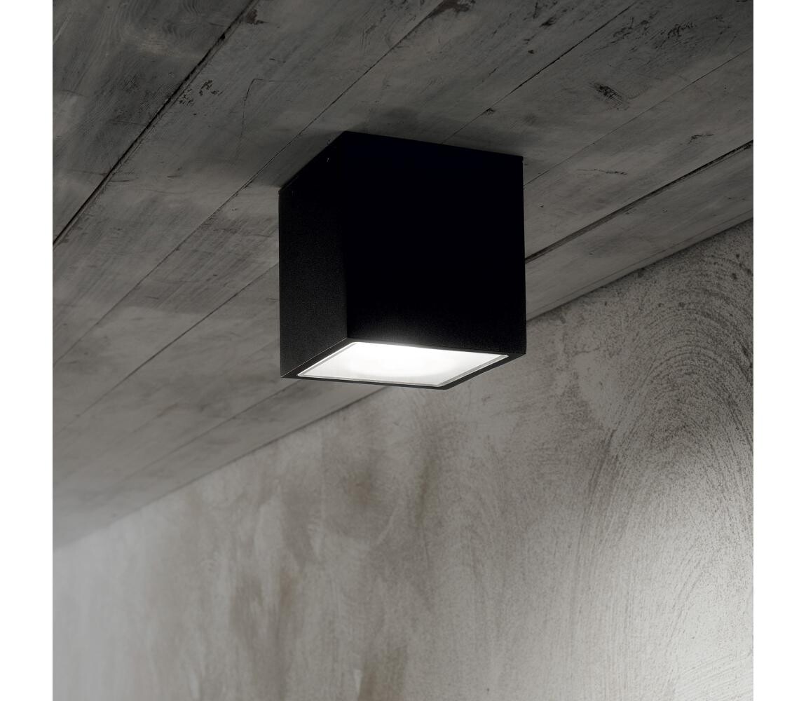 Ideal Lux - Venkovní bodové svítidlo TECHO 1xGU10/20W/230V 9x9 cm IP54 černá 251578