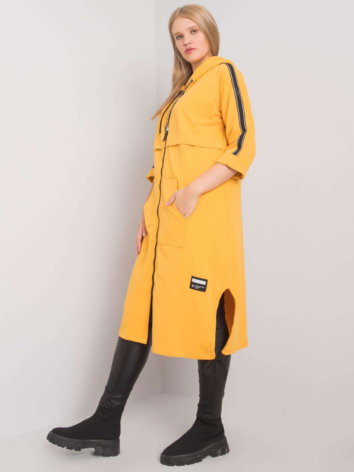 Žlutá dlouhá mikina plus size