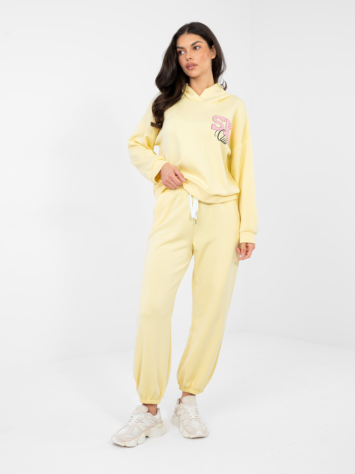 Jasnožluté jogger tepláky