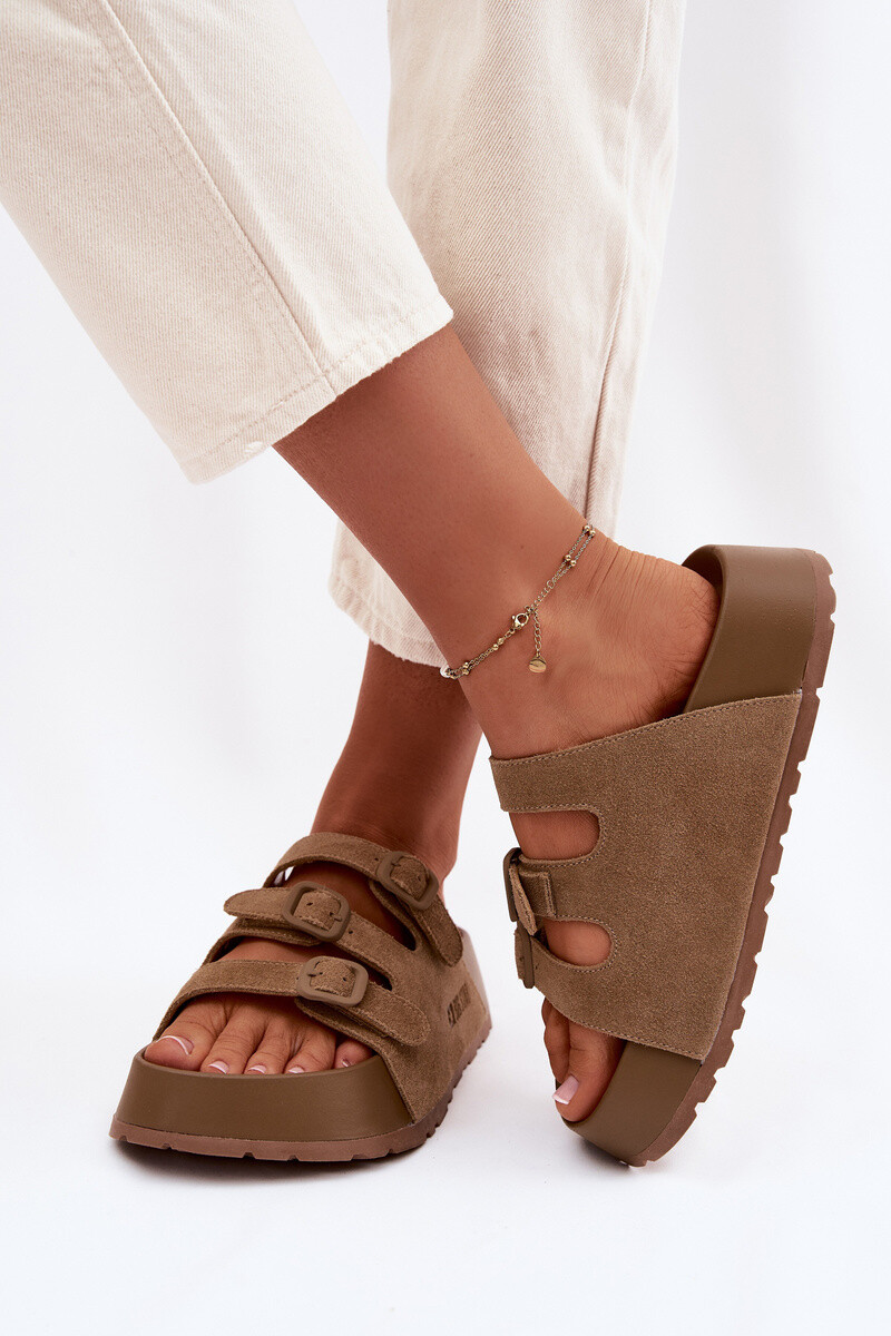 BIG STAR Pantofle na hrubé platformě s třásněmi