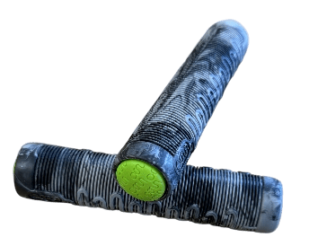 Indo - V2 Grips - Black Fusion - Gripy na řídítka trampolínové koloběžky