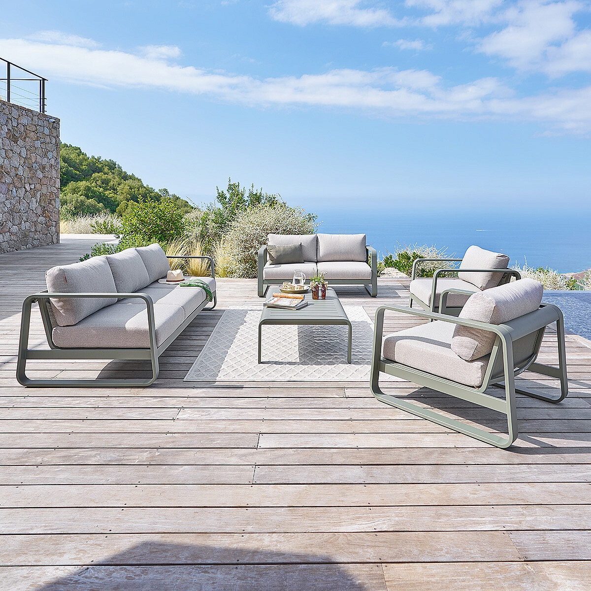 DEOKORK Hliníková sestava ISABELLA pro 7 osob (olivová)