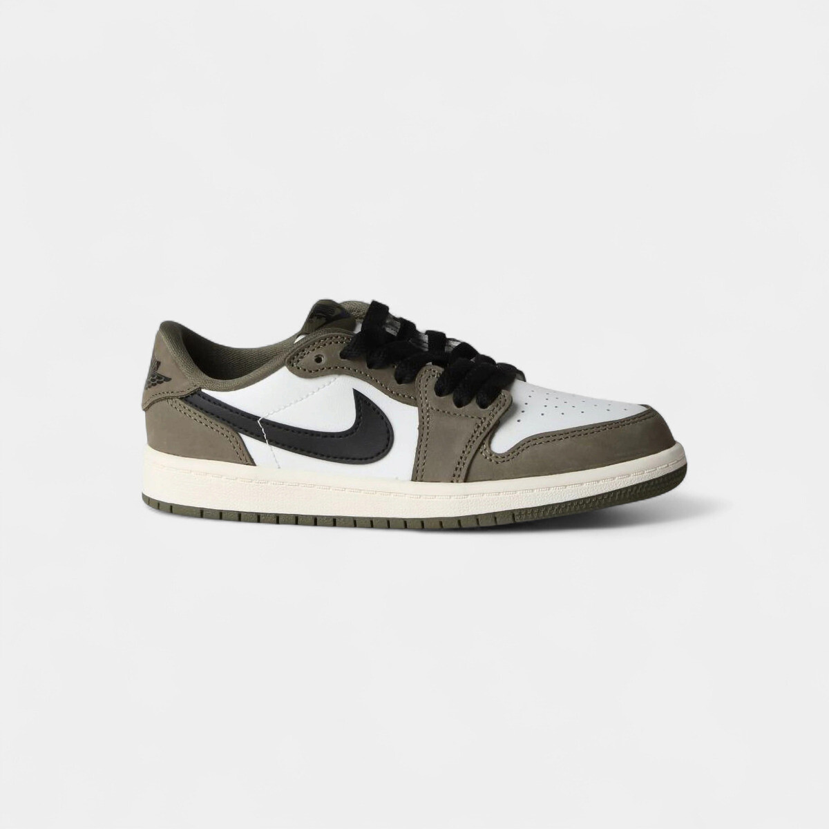 Nike  1 Retro Low OG Medium Olive (PS)  Zelená