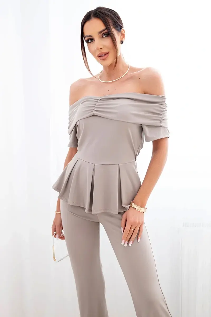 Elegantní dámský set s topem a kalhotami
