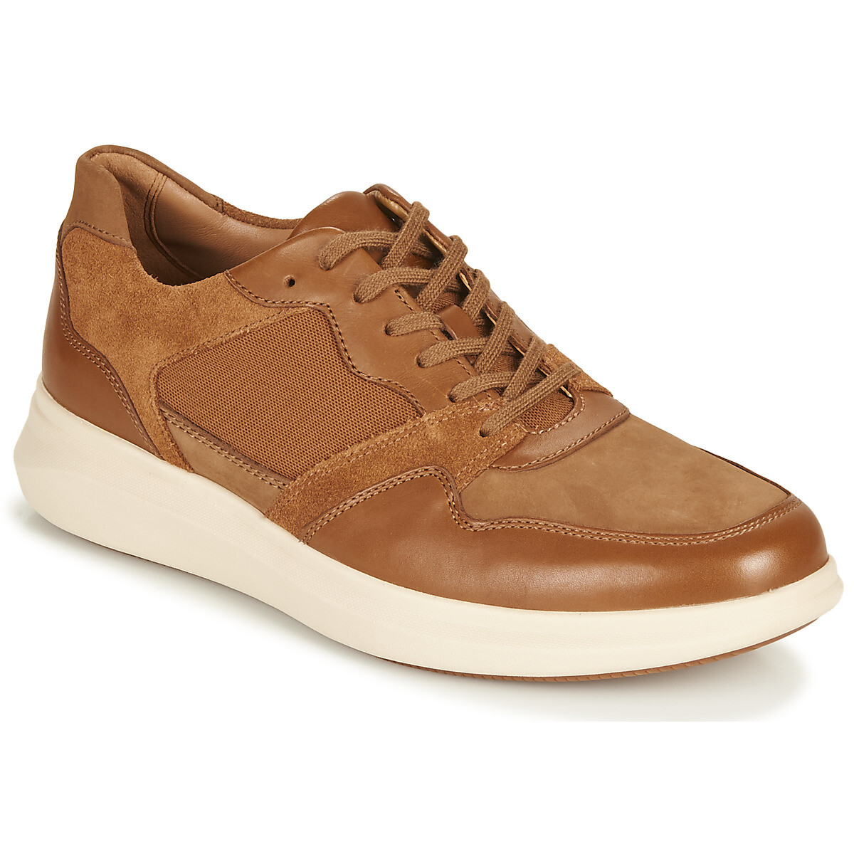 Clarks  UN GLOBE RUN  Hnědá