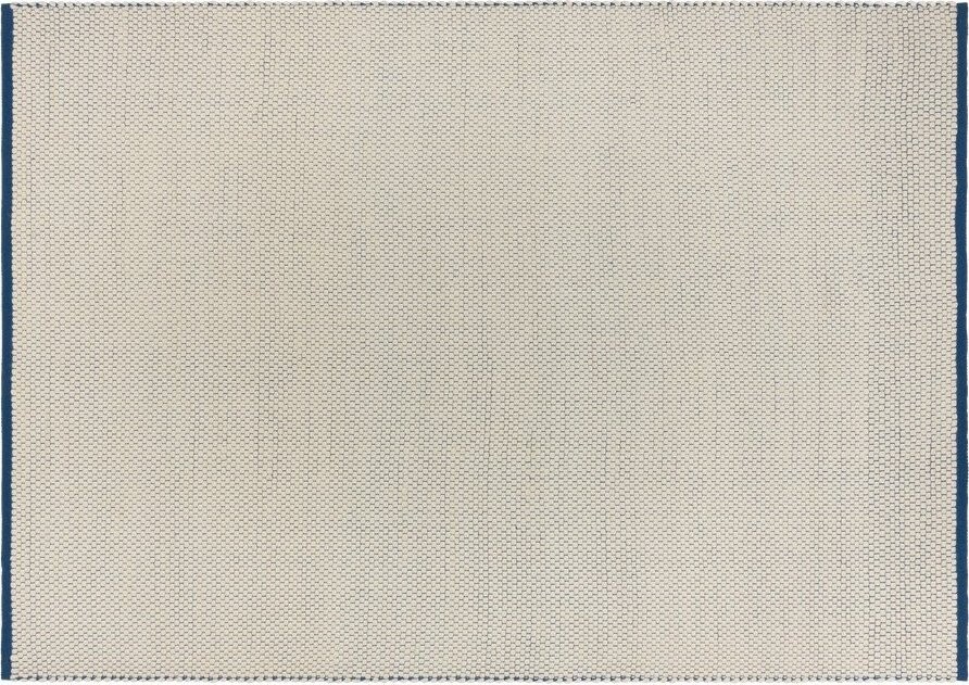 Modrý/béžový ručně tkaný vlněný koberec 140x200 cm Lenu – noo.ma