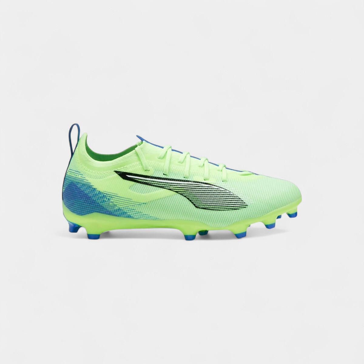 Puma  Ultra 5 Pro FG/AG Lights Out Pack (GS)  Bílá