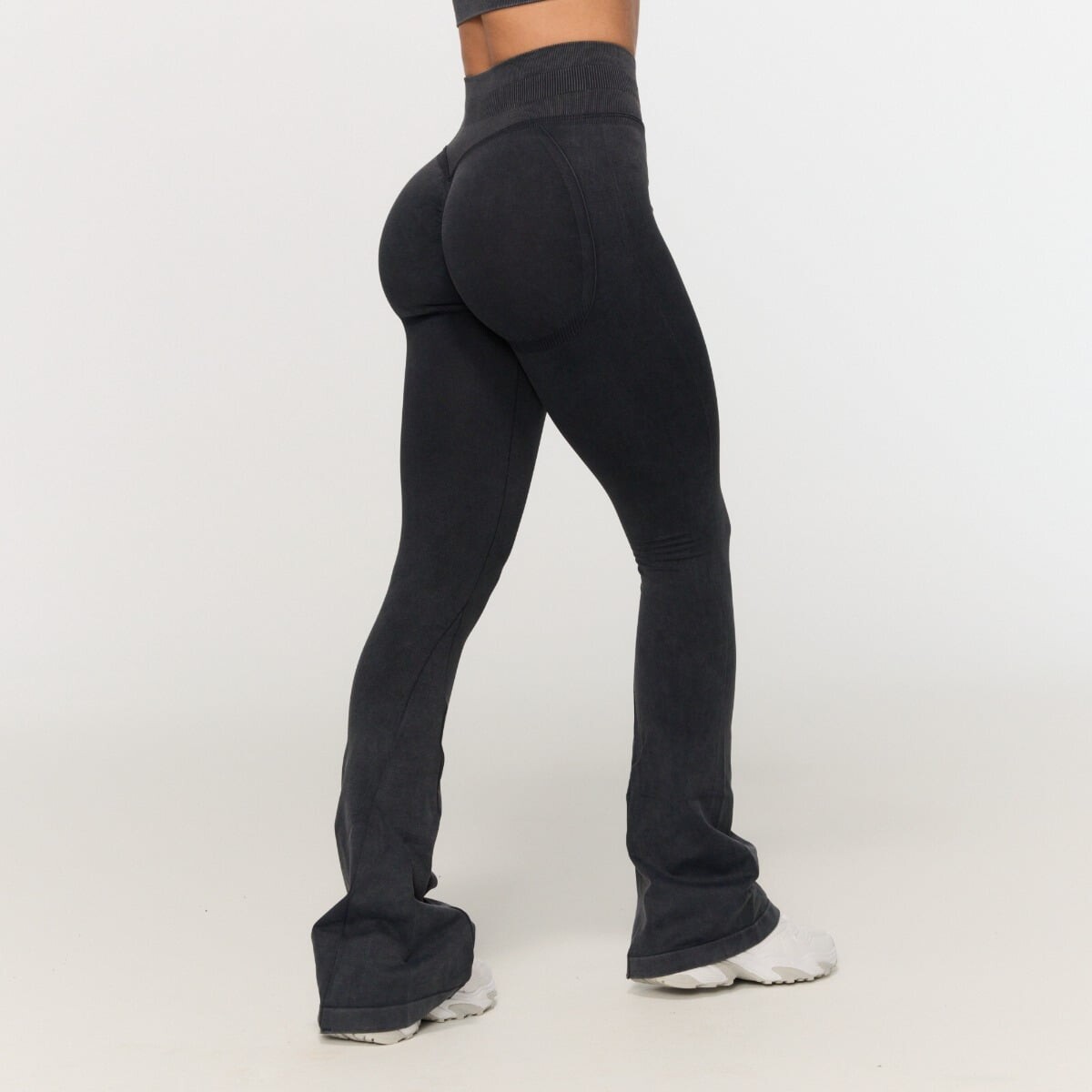 GymBeam Women‘s Fierce Seamless Pants Dark Grey