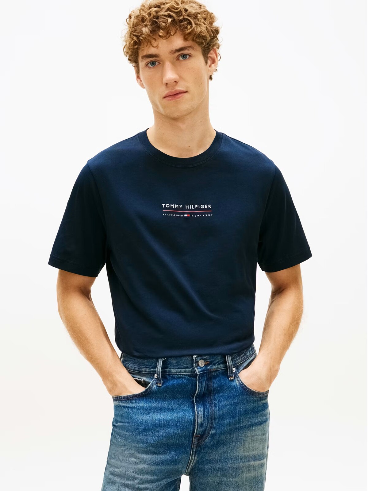 Tommy Hilfiger pánské tmavě modré tričko MW0MW42363DW5 S
