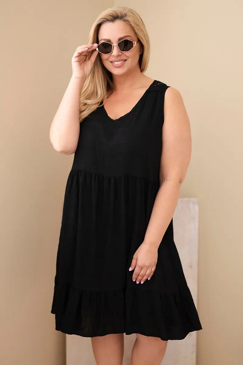 Kesi Włoski dámské plus-size šaty bez rukávů s krajkou černé