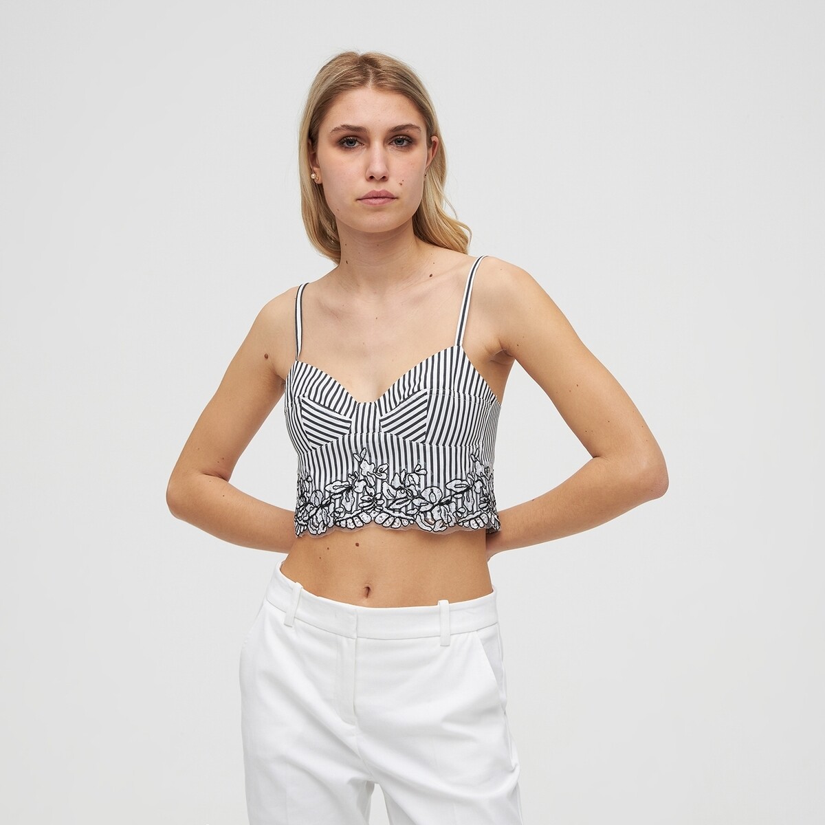 Ermanno Scervino  L020E22BIANCOENERO  ruznobarevne