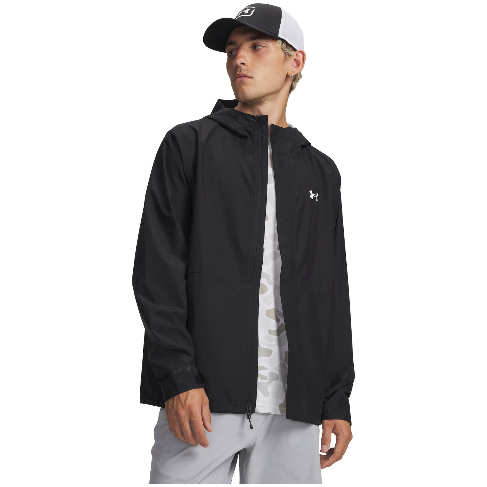 Pánská bunda Under Armour M Cloudstrike Jacket Velikost: M / Barva: černá