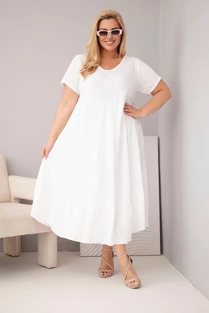 Kesi bílé plus-size šaty s volánem