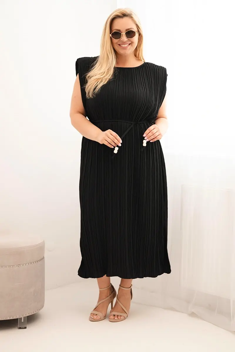 Kesi tílkované midi šaty plus size