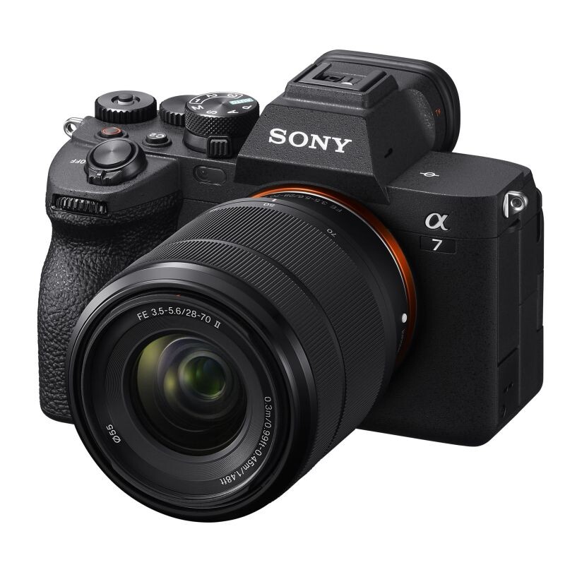 SONY Alpha A7IV + FE 28-70 mm II