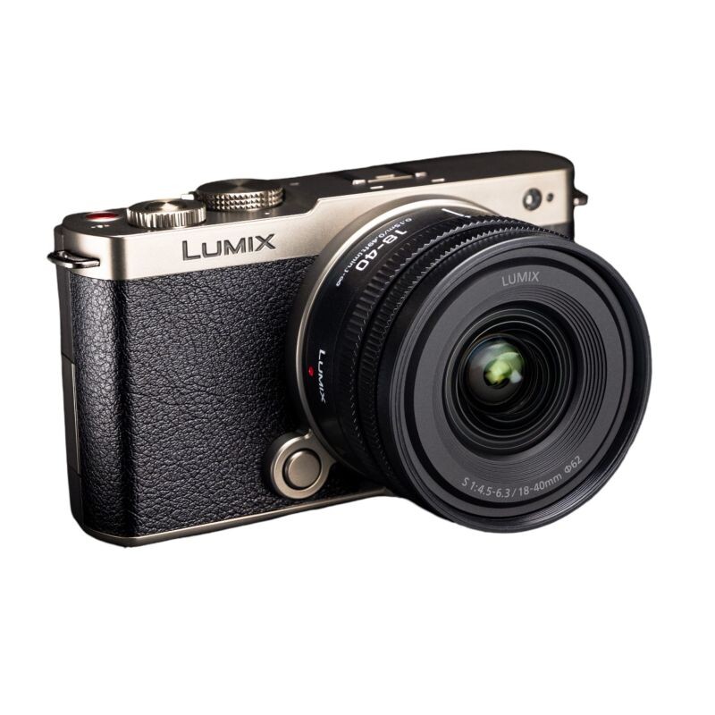 PANASONIC Lumix DC-S9 + 18-40 mm titanový limitovaná edice