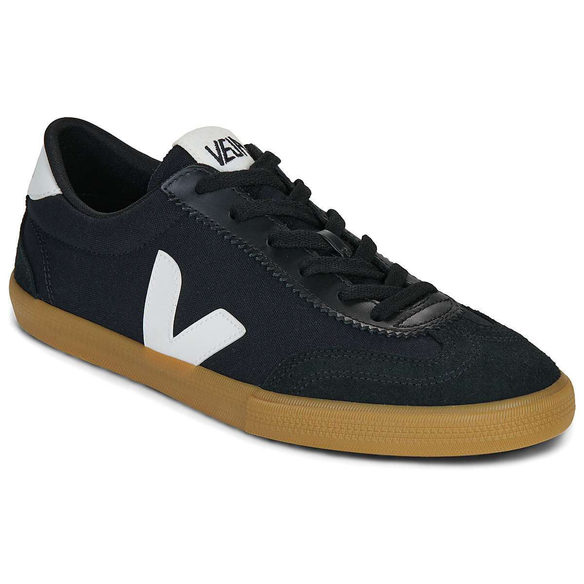 Veja  VOLLEY  Černá