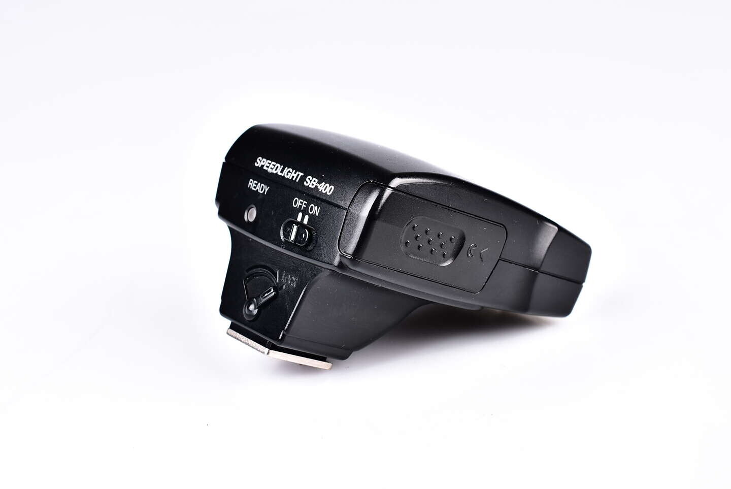 Nikon blesk SB-400 bazar
