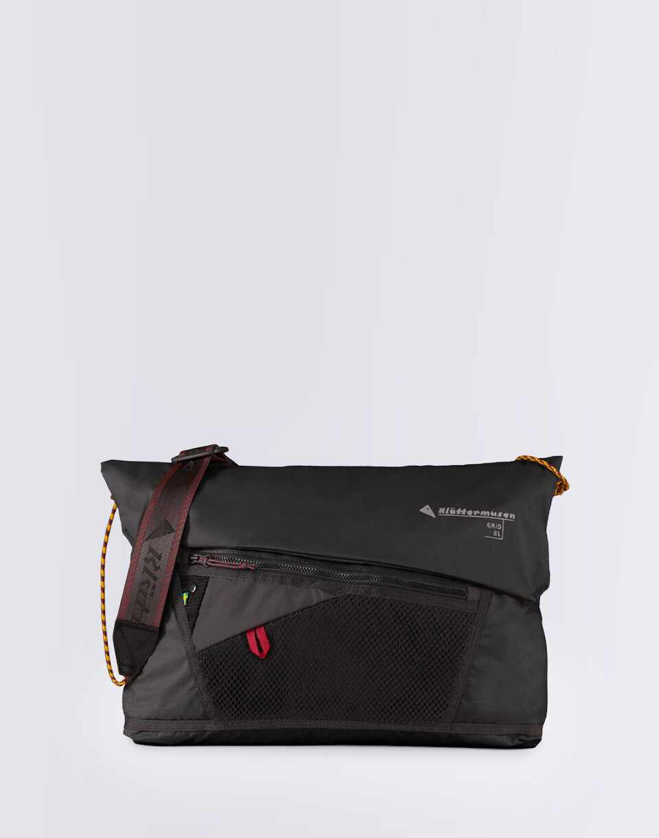 Klättermusen Grid Messenger Bag 961 Raven