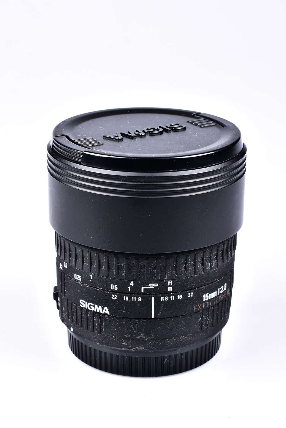 Sigma 15 mm f/2,8 EX DG Fisheye pro Canon bazar
