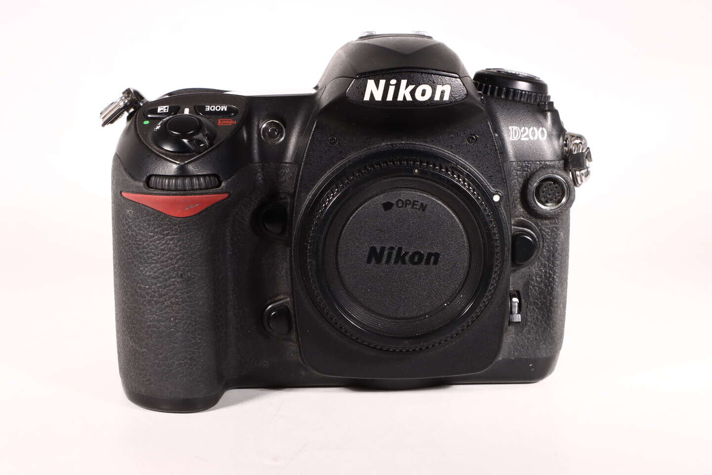 Nikon D200 tělo bazar