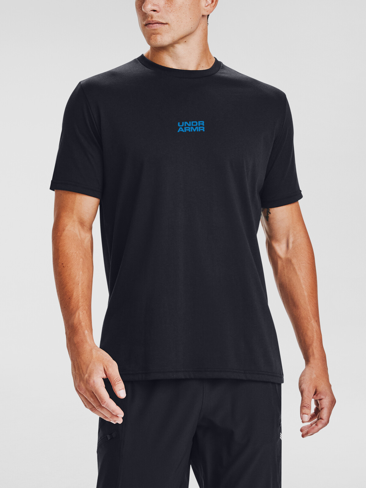 Under Armour Tričko UA BASKETBALL GRAPHIC TEE - Pánské