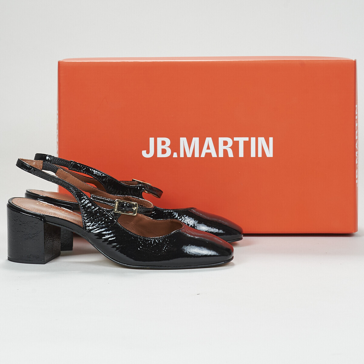 JB Martin  MADIE  Černá