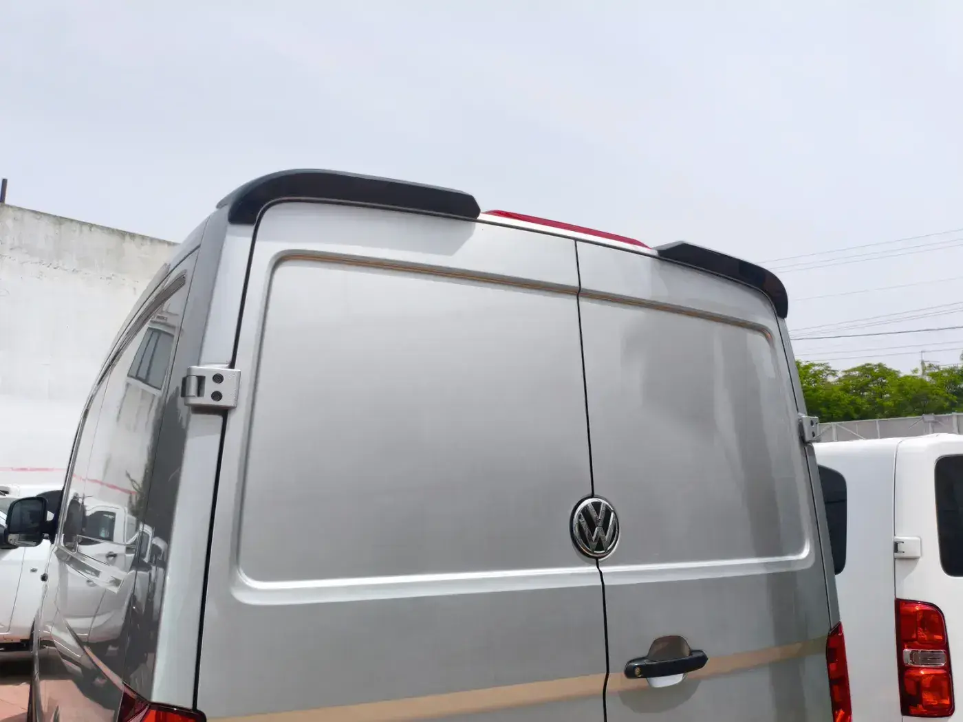 Motordrome Design Střešní spoiler Volkswagen Crafter Mk2 s plochou střechou H1 / MAN TGE s plochou střechou H1