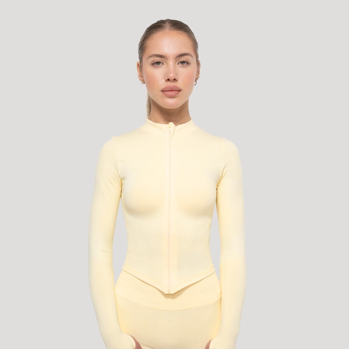 GymBeam Dámský sportovní top Luma Butter Yellow