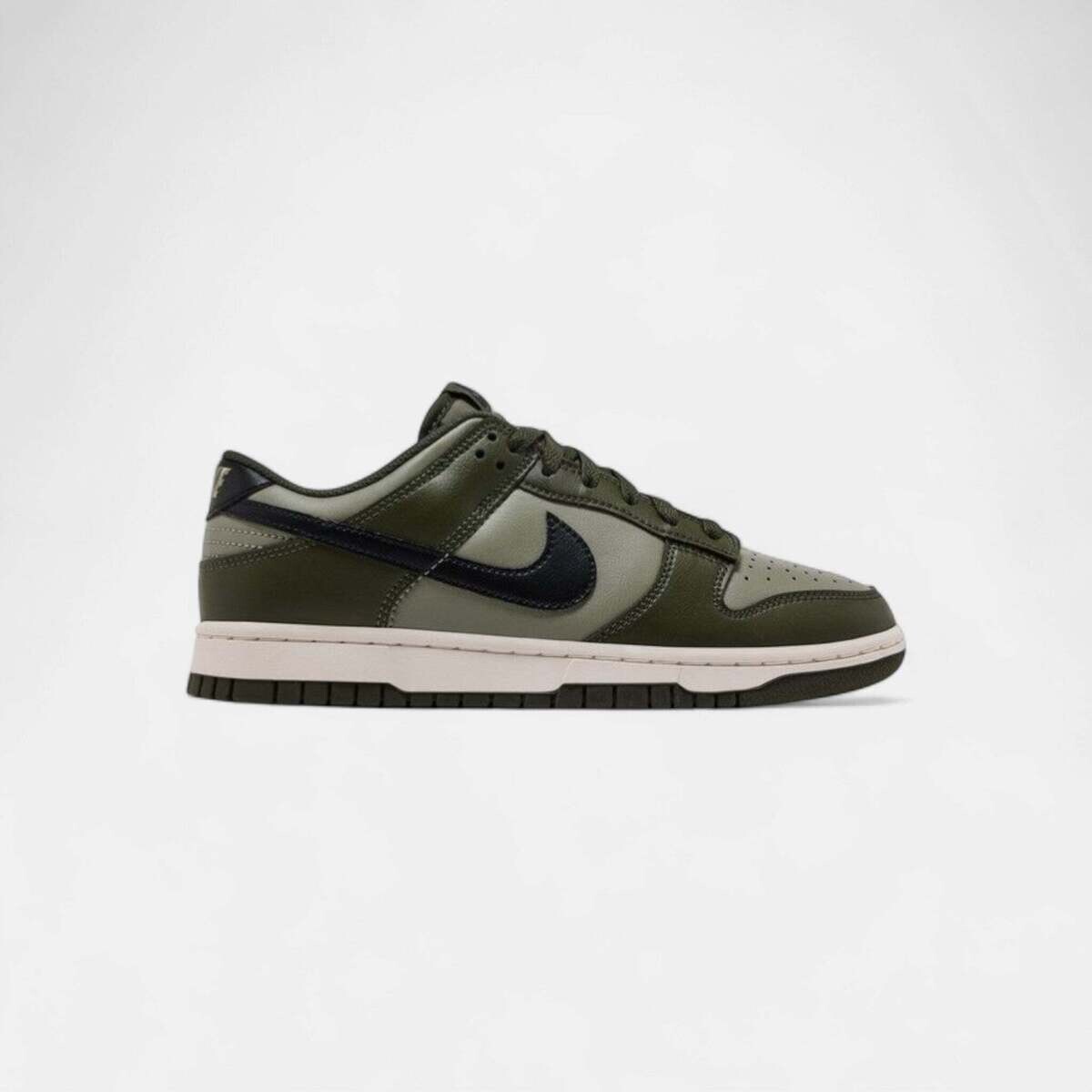 Nike  -dunk-low-retro-light-army-cargo-khaki  Bílá