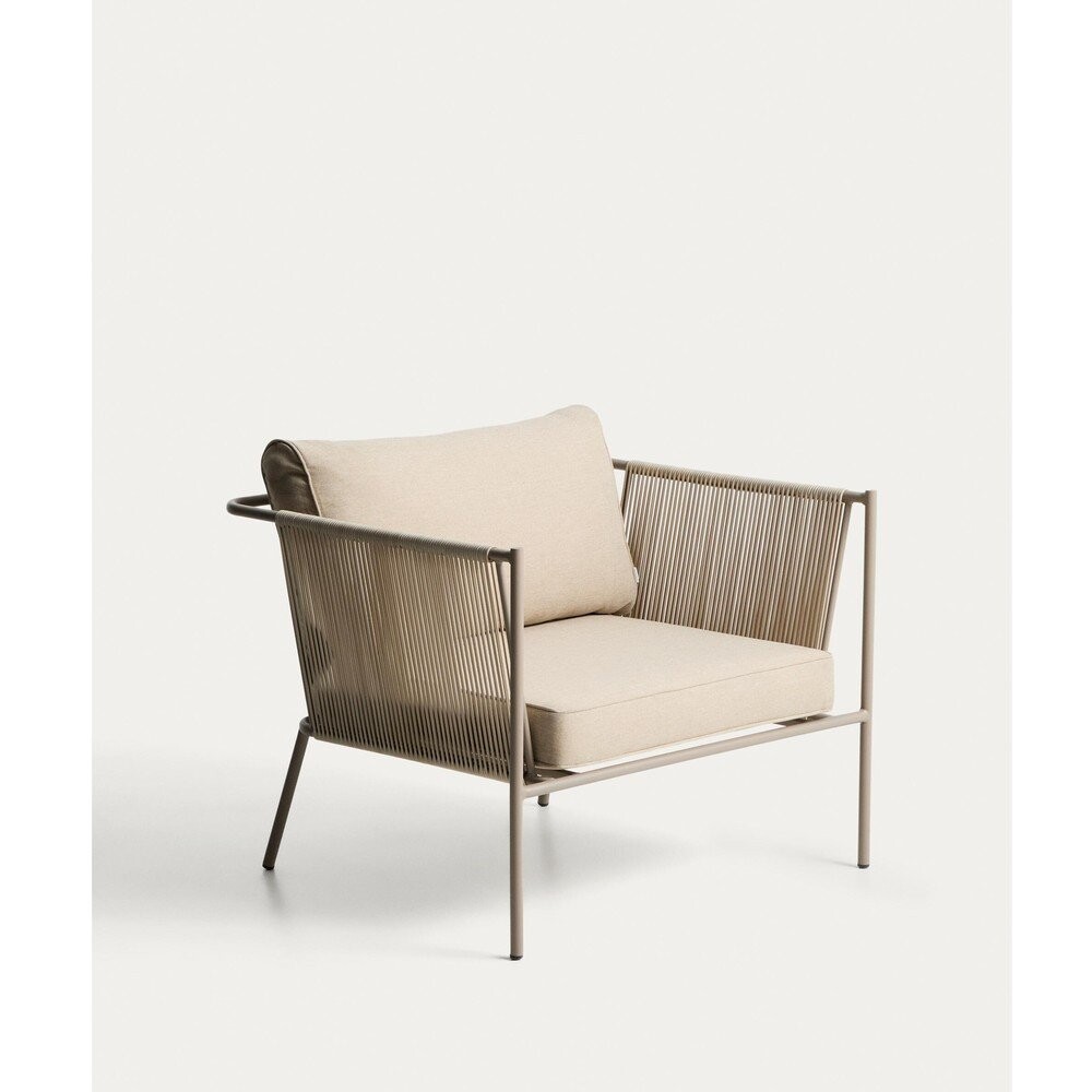Krémové/taupe kovové/polstrované zahradní křeslo Zivia – Kave Home
