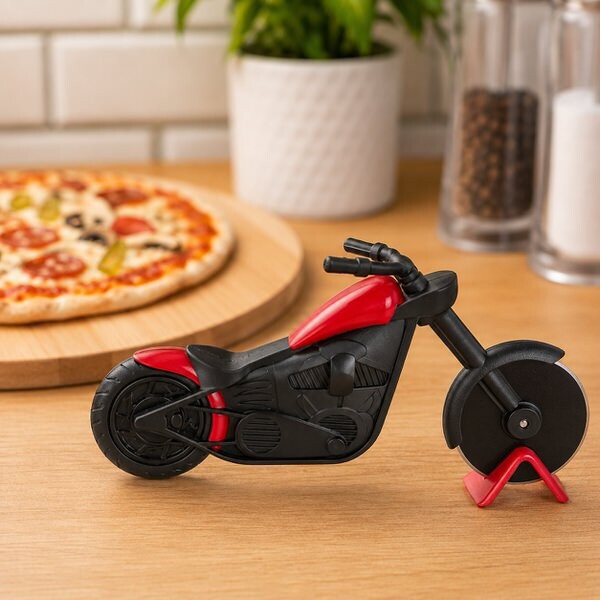 Kráječ na pizzu motorka