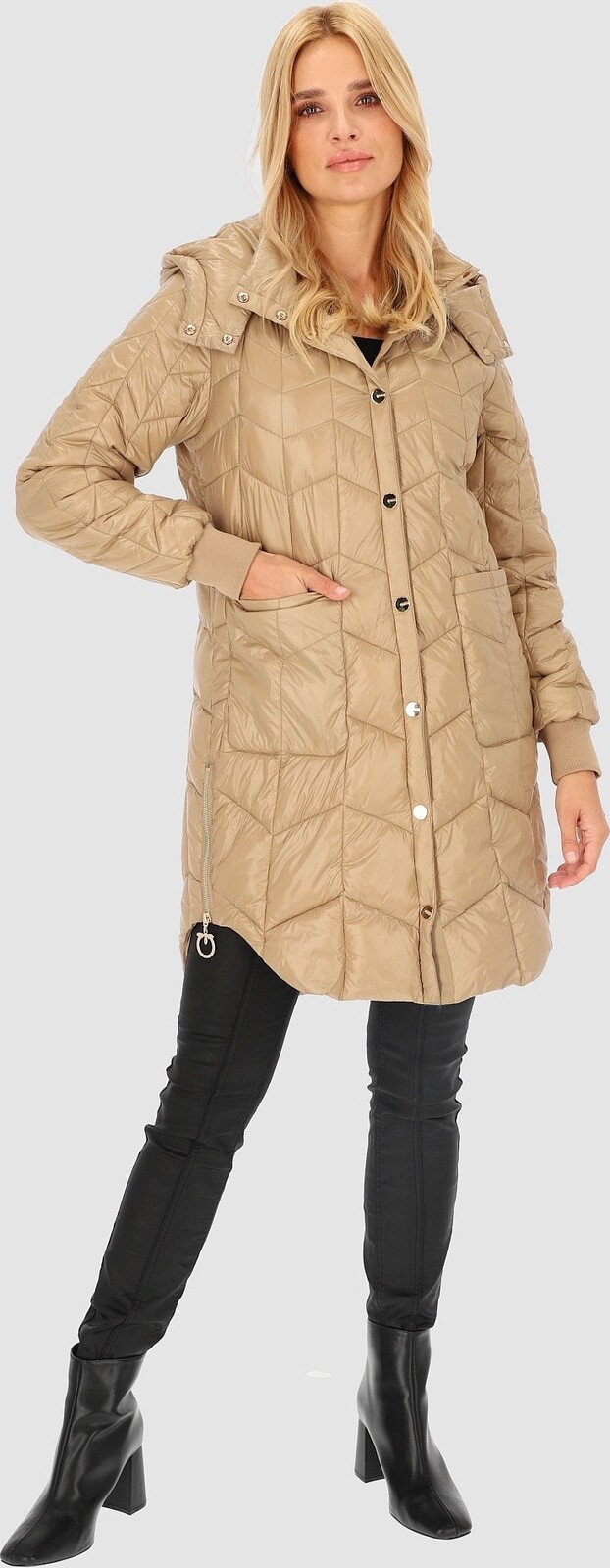 Béžová dámská prošívaná bunda s bočními rozparky BLH 235050 F - Beige Velikost: S