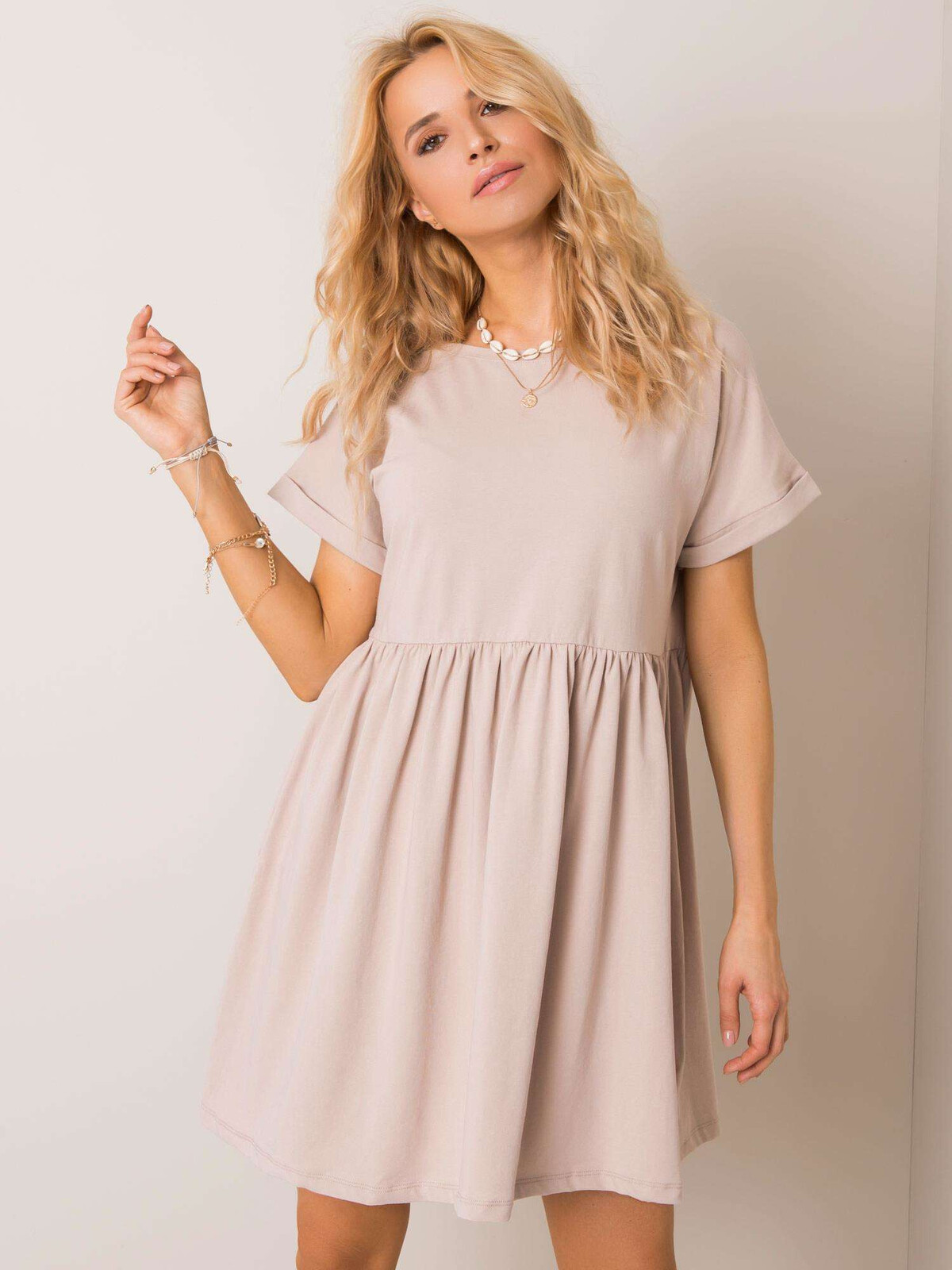 Dámské béžové šaty RV-SK-5672.03P-beige Velikost: S