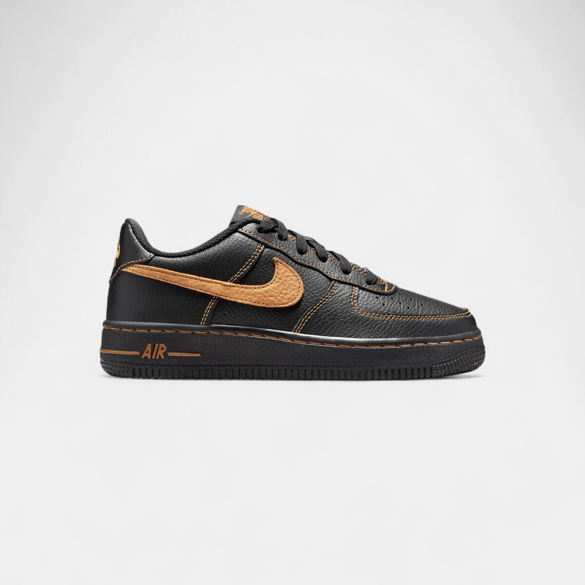 Nike  Air Force 1 Low LV8 Black Desert Ochre (GS)  Černá