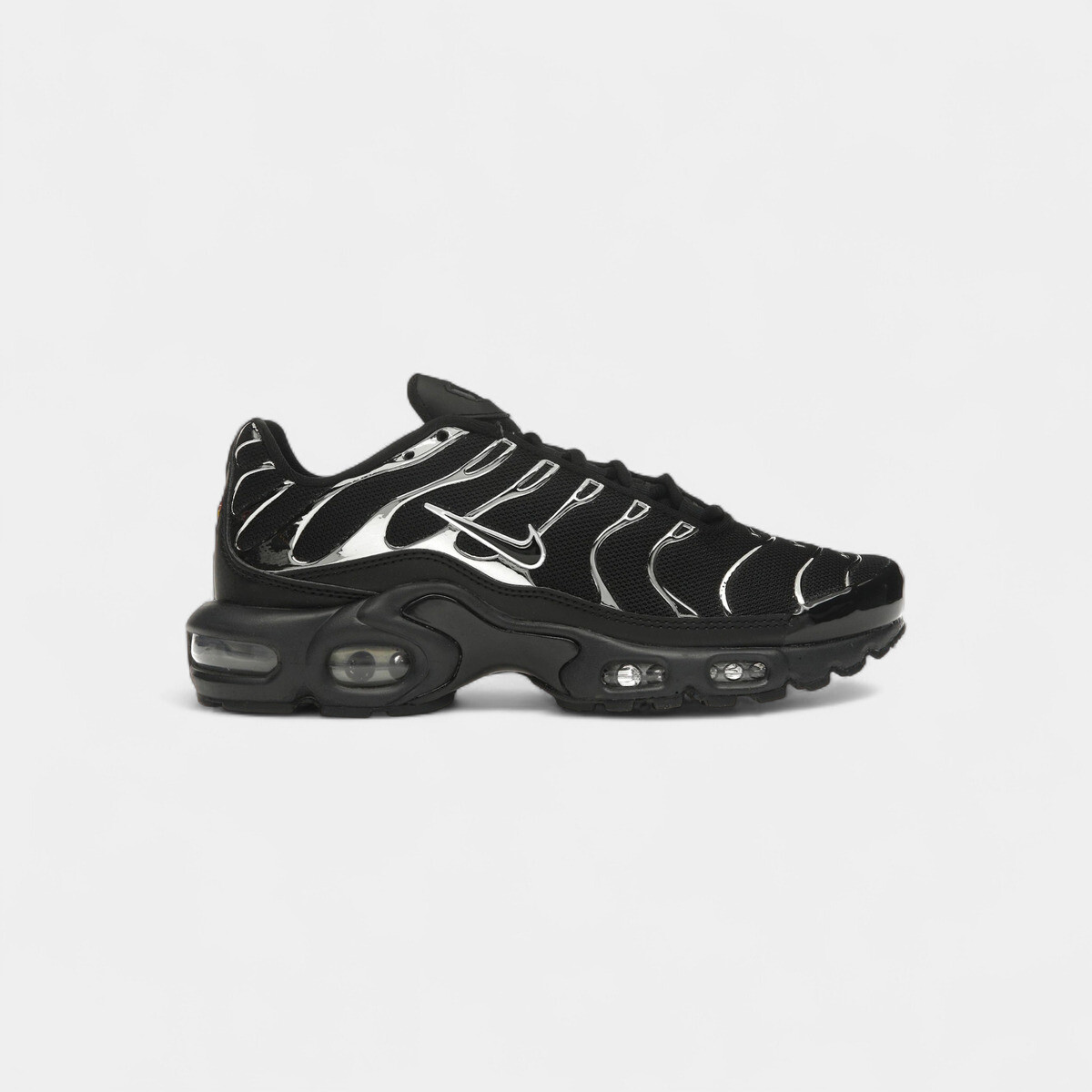 Nike  Air Max Plus SE Black Chrome (Women's)  Černá