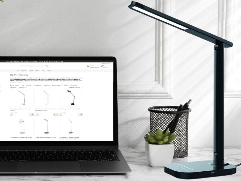 LED lampa KIARA 7W stmívatelná s USB + noční světlo + časovač