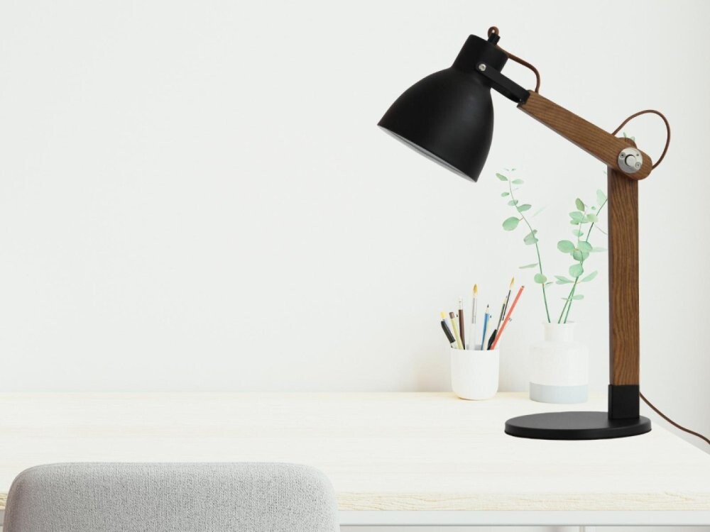 Stolní lampa z masivního dřeva WRE151 E27 60W