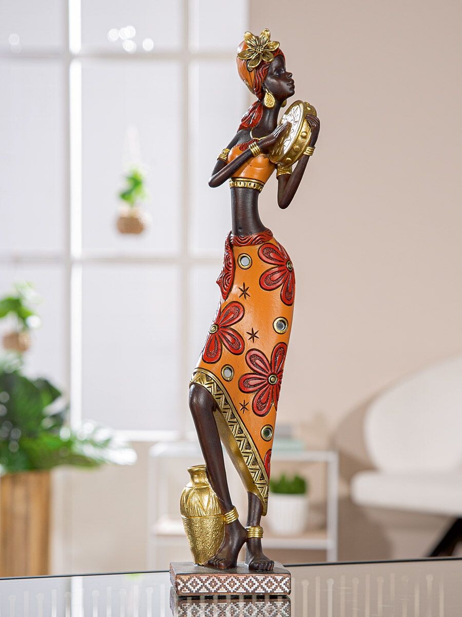 Gilde Figurka ženy hudebnice 