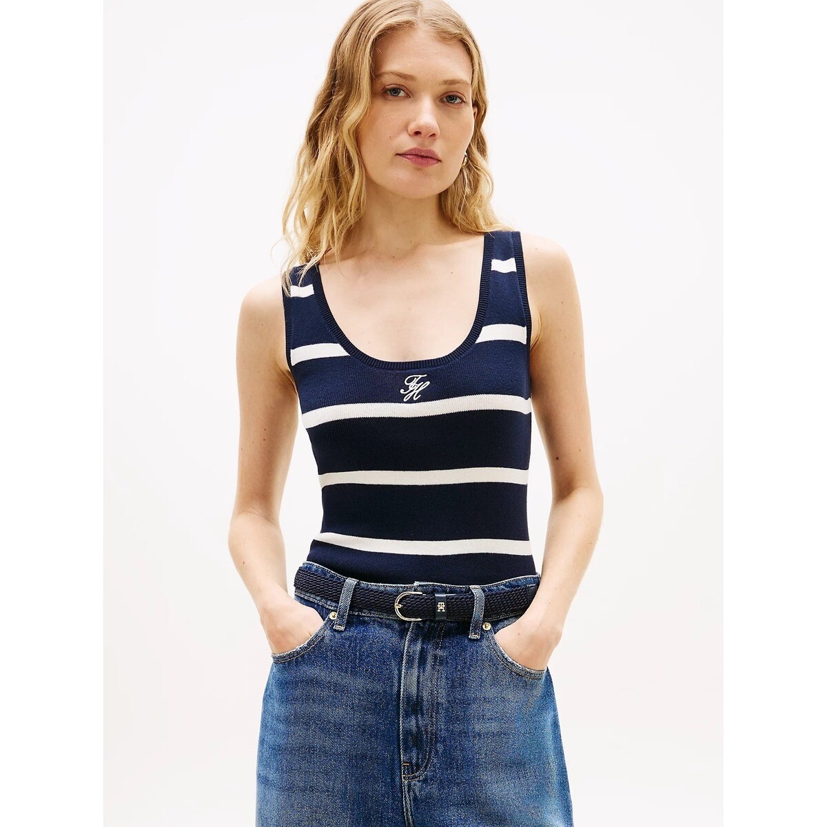 Tommy Hilfiger  WW0WW48480  Modrá