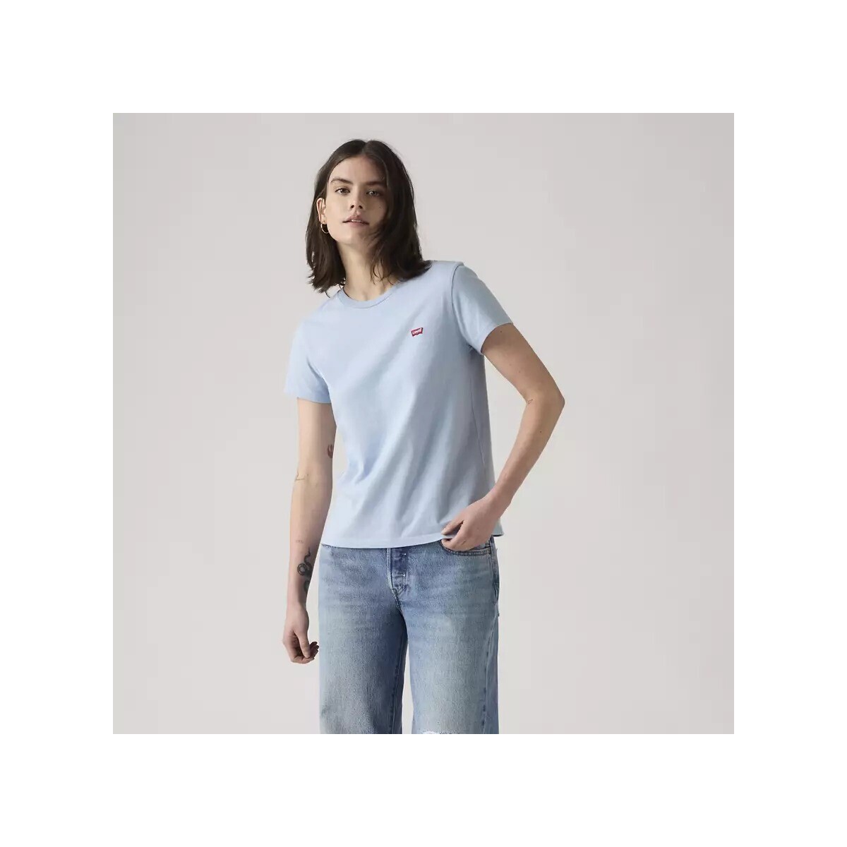 Levis  391850398  Modrá