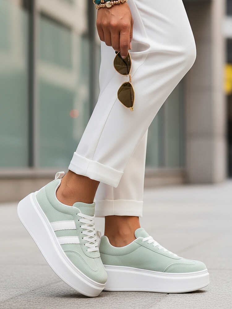 Dámské kožené sneakersy na platformě mátové Velikost: 40