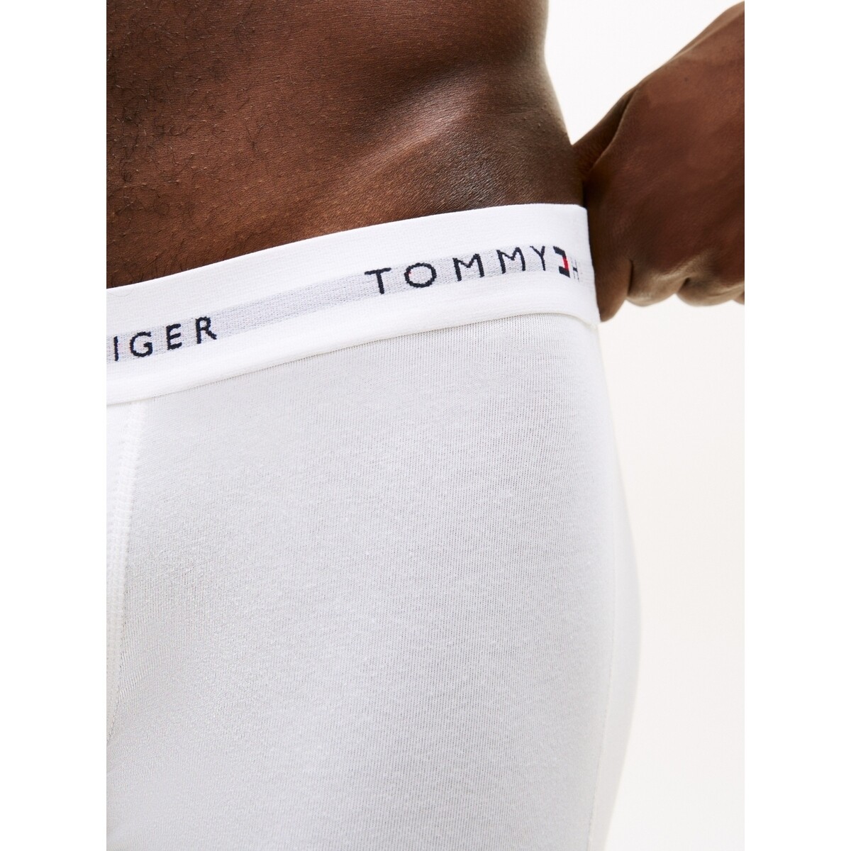 Tommy Hilfiger  Um0um03752  ruznobarevne