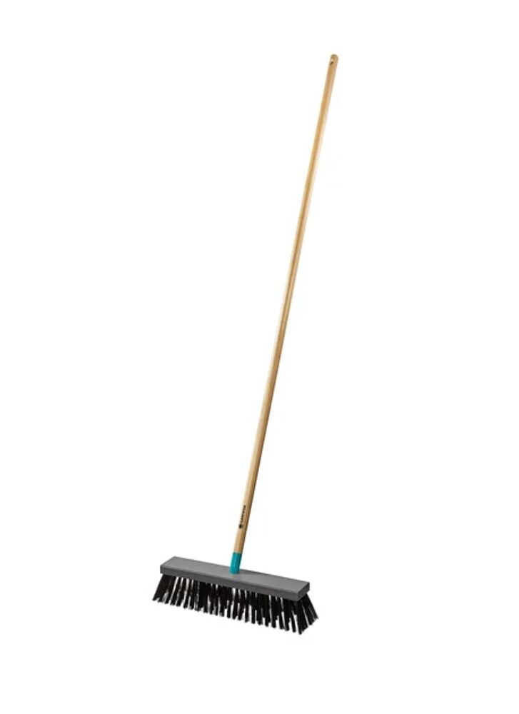 Smeták na ulice Gardena ClassicLine 17204-20