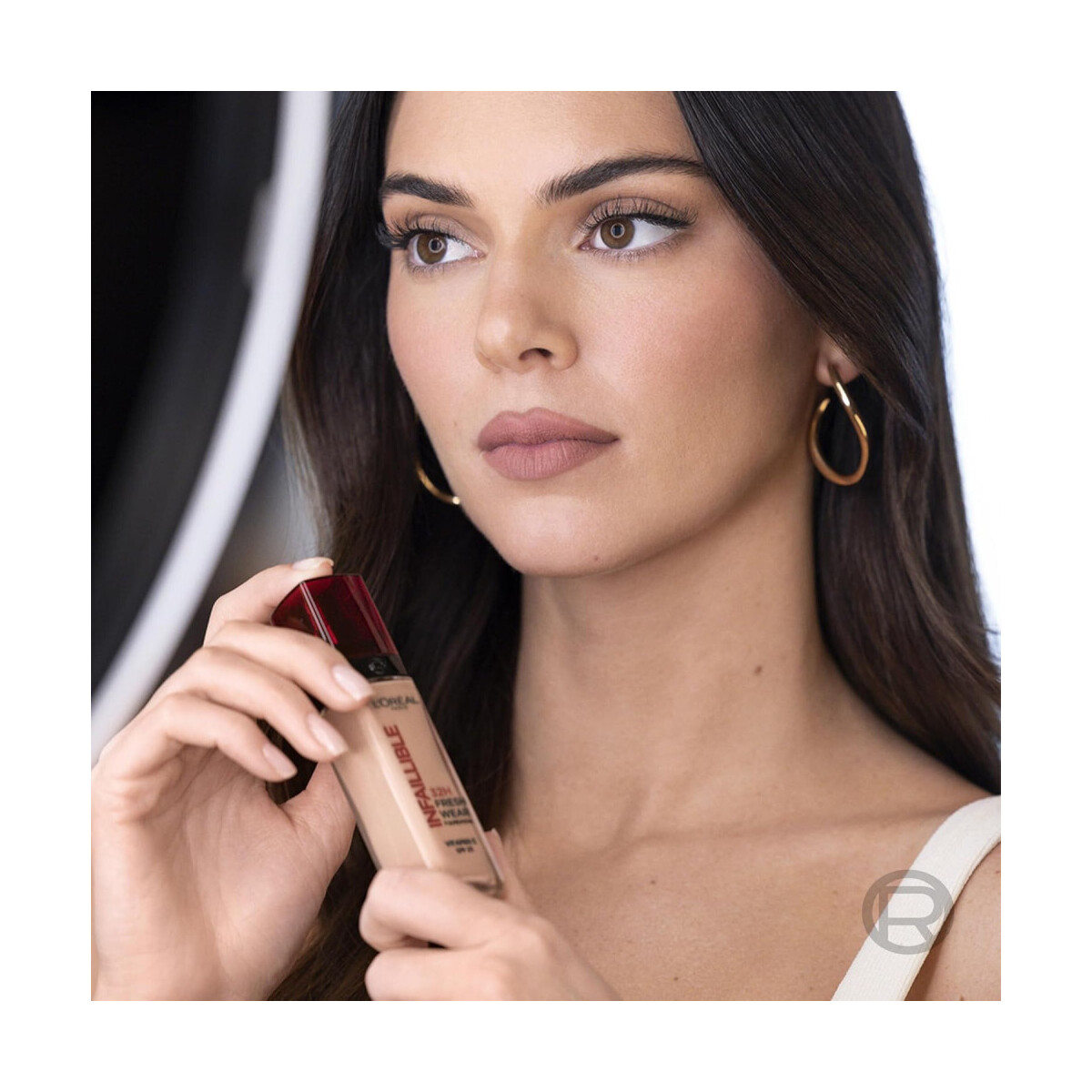 L’Oréal Paris  Infallible 32h Fresh Wear Foundation - 392 Cool  Hnědá
